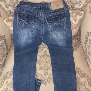 True Religion Jeans
Size: 10 Little Girls
Skinny Fit
Dark Light 
Stonewashed
